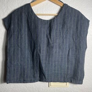 Catherine Malandrino 100% Linen Pin Striped Blue Top Size S Crop Top Button Back